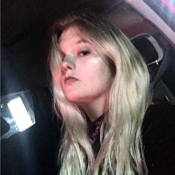 Meet your Posher, Amanda - Picture 1 of 1